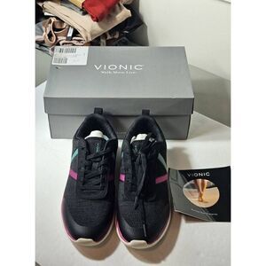 Vionic Jolia ladies walking shoes Nwb